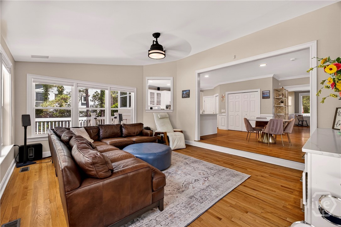 121 Greenview Drive Property Photo 8