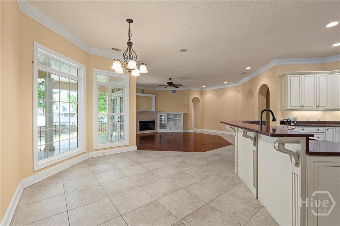 105 Lexus Court Property Photo 12