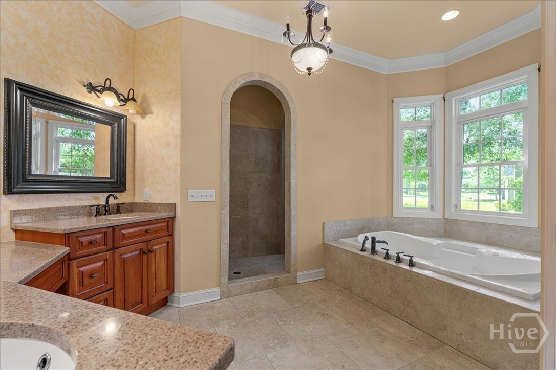 105 Lexus Court Property Photo 23