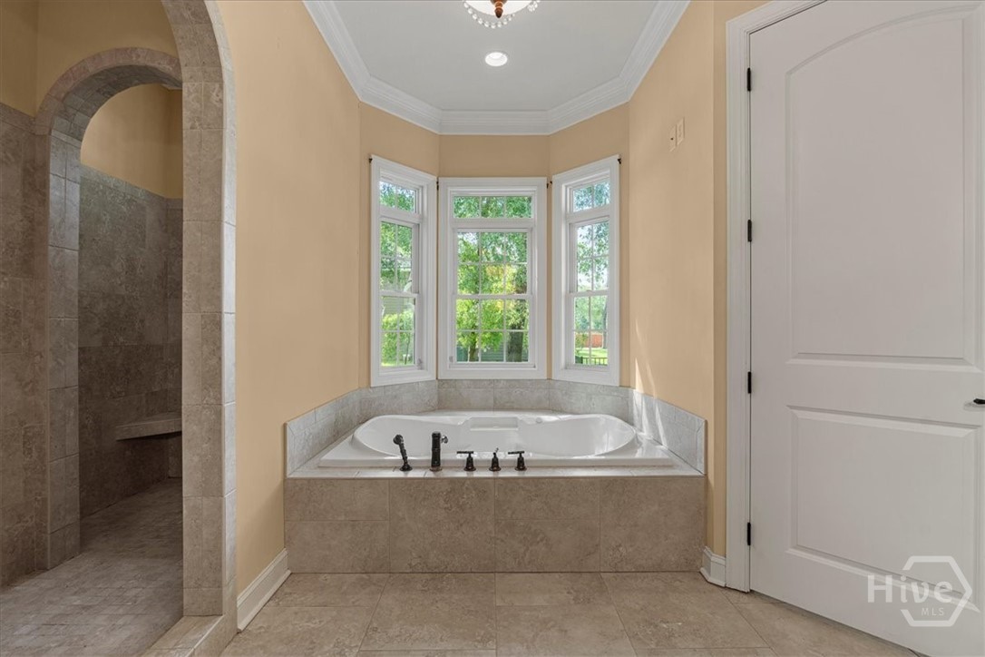105 Lexus Court Property Photo 25