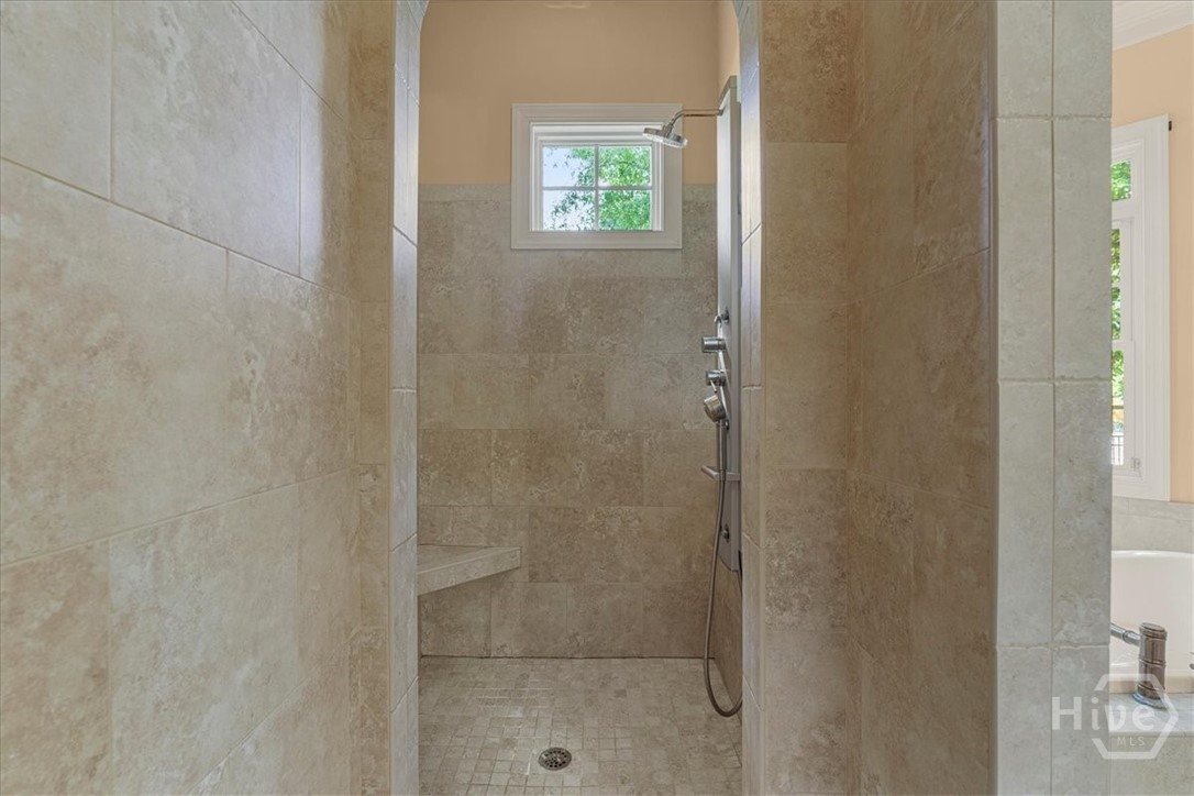 105 Lexus Court Property Photo 26