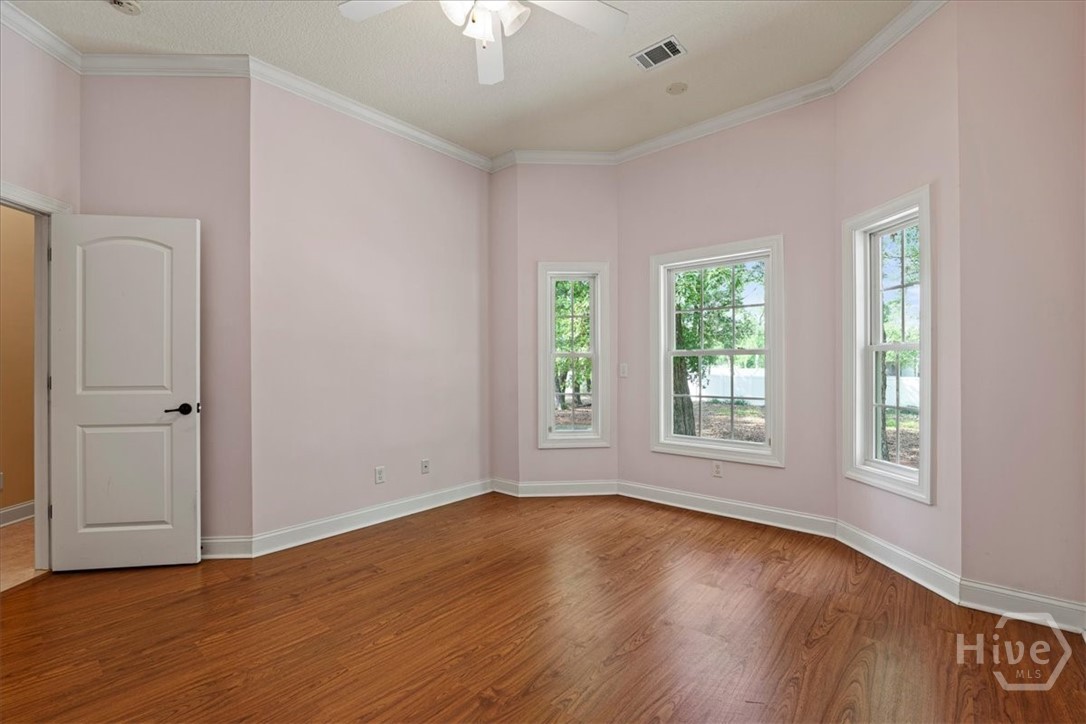 105 Lexus Court Property Photo 31