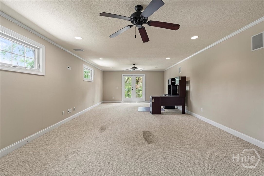 105 Lexus Court Property Photo 40
