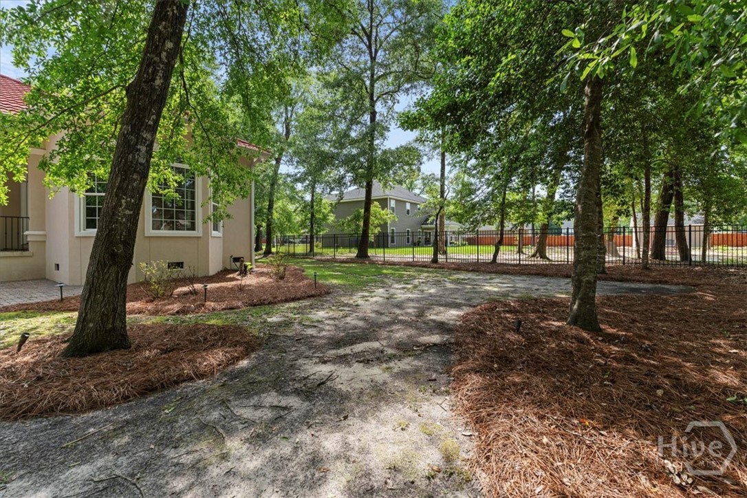 105 Lexus Court Property Photo 48