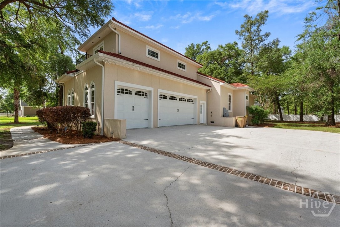 105 Lexus Court Property Photo 50
