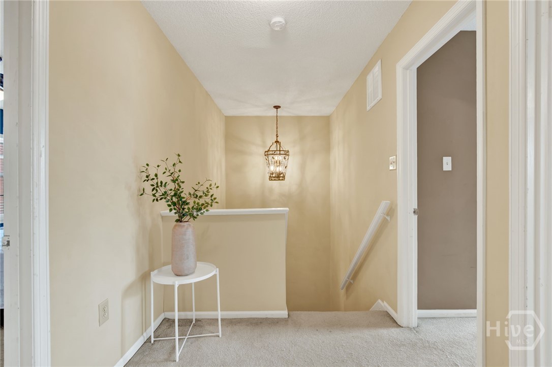 3 Navigator Lane Property Photo 35