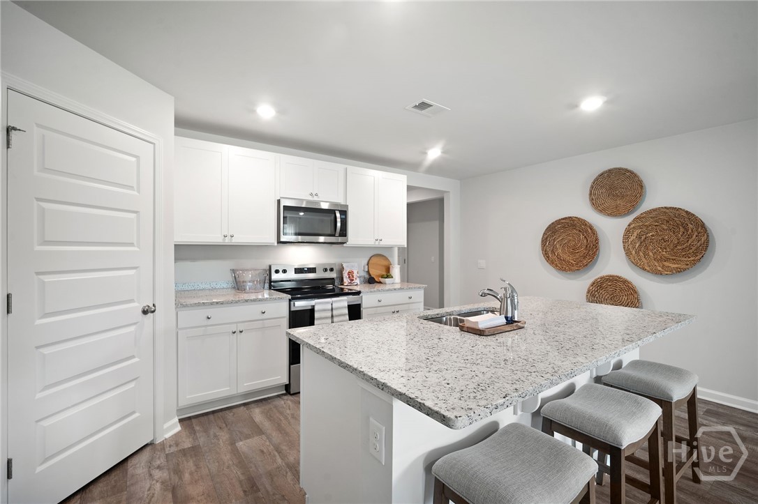 1097 Bergamot Road Property Photo 25