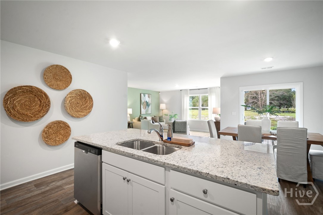 1097 Bergamot Road Property Photo 26