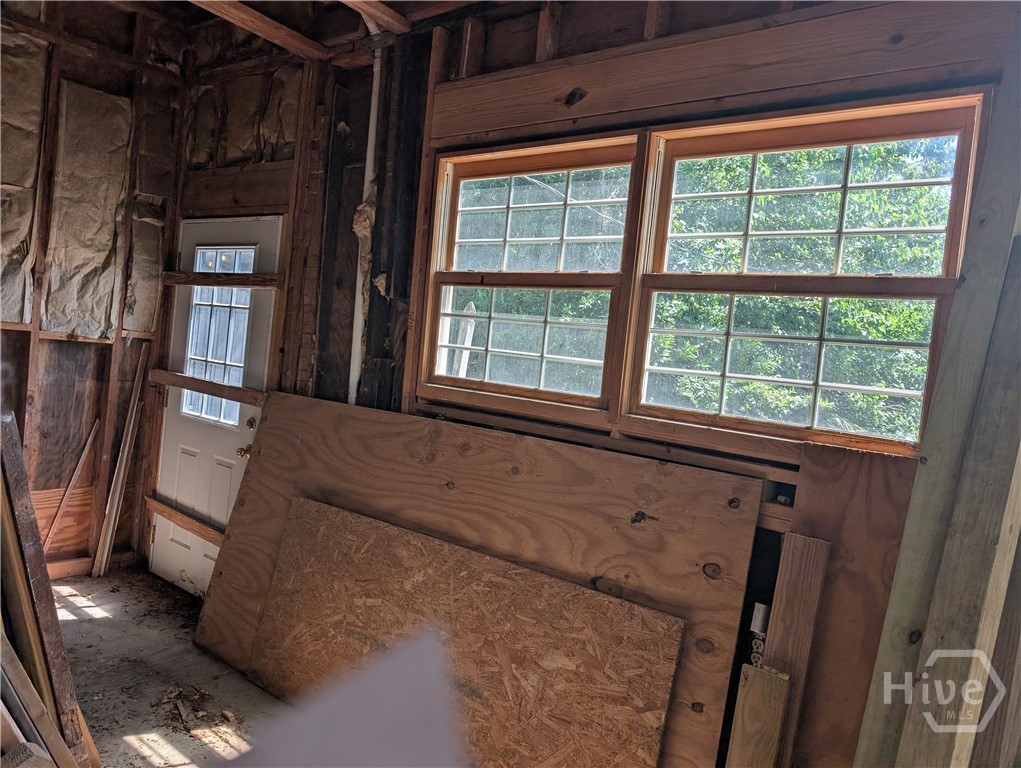 503 E Anderson Street Property Photo 13