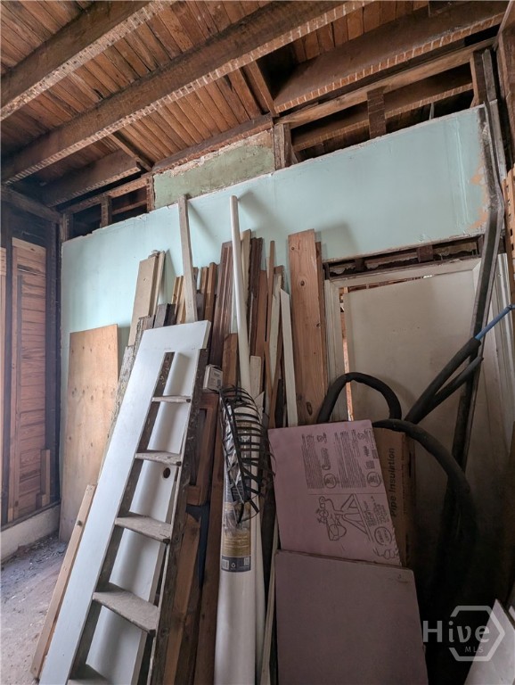 503 E Anderson Street Property Photo 14
