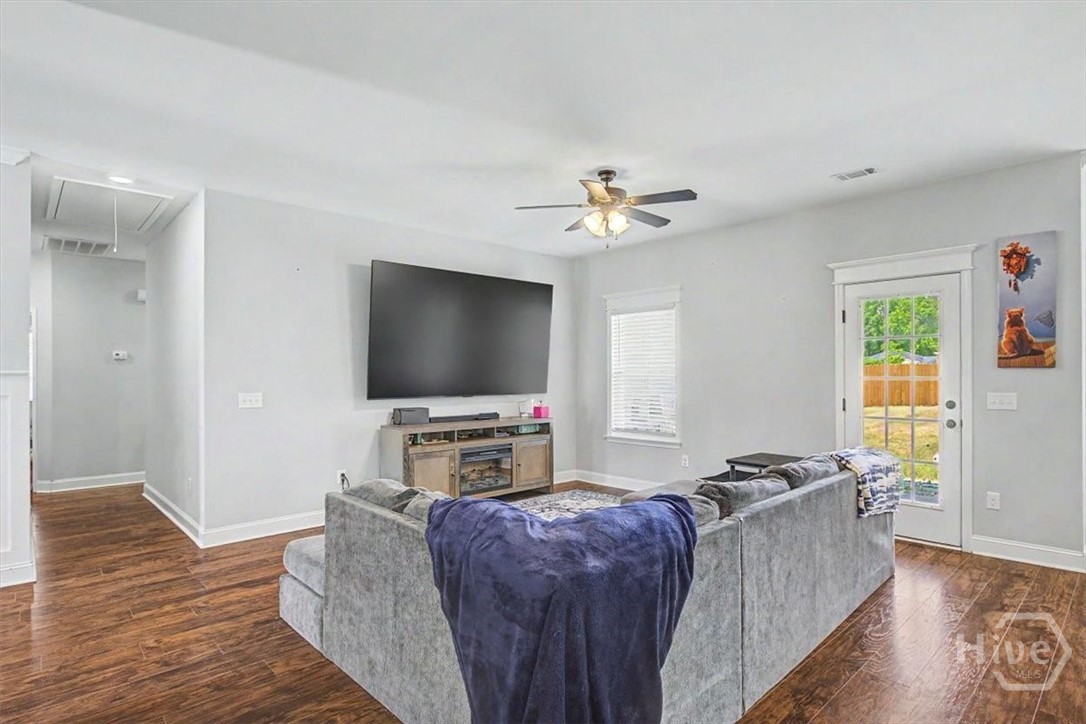 129 Timberland Drive Ne Property Photo 7