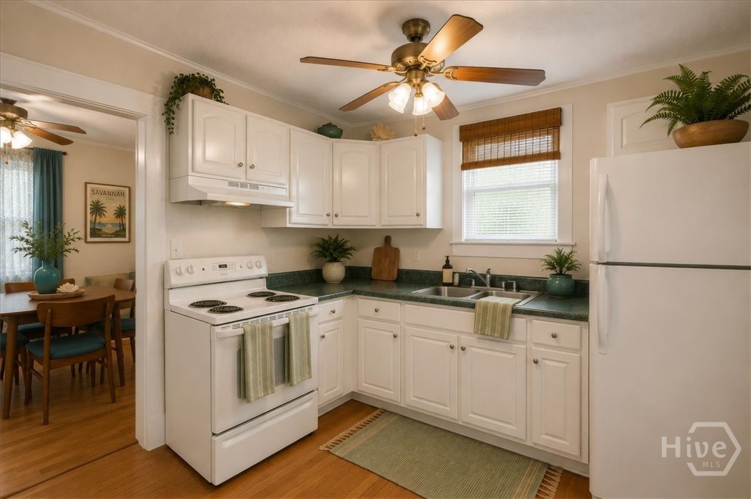 1328 E 40th Street Property Photo 8