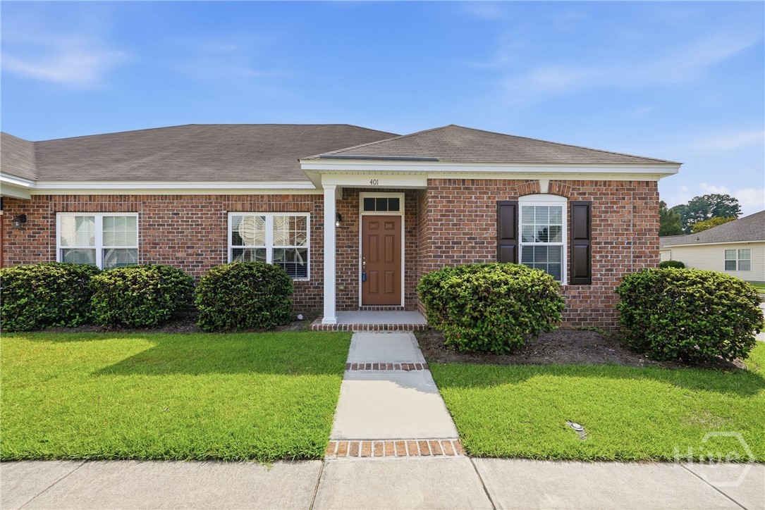 401 Old Ivy Square