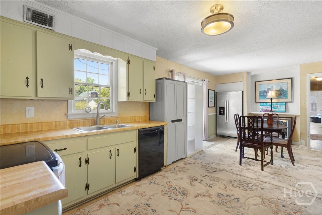 1506 Marlborough Way Property Photo 15