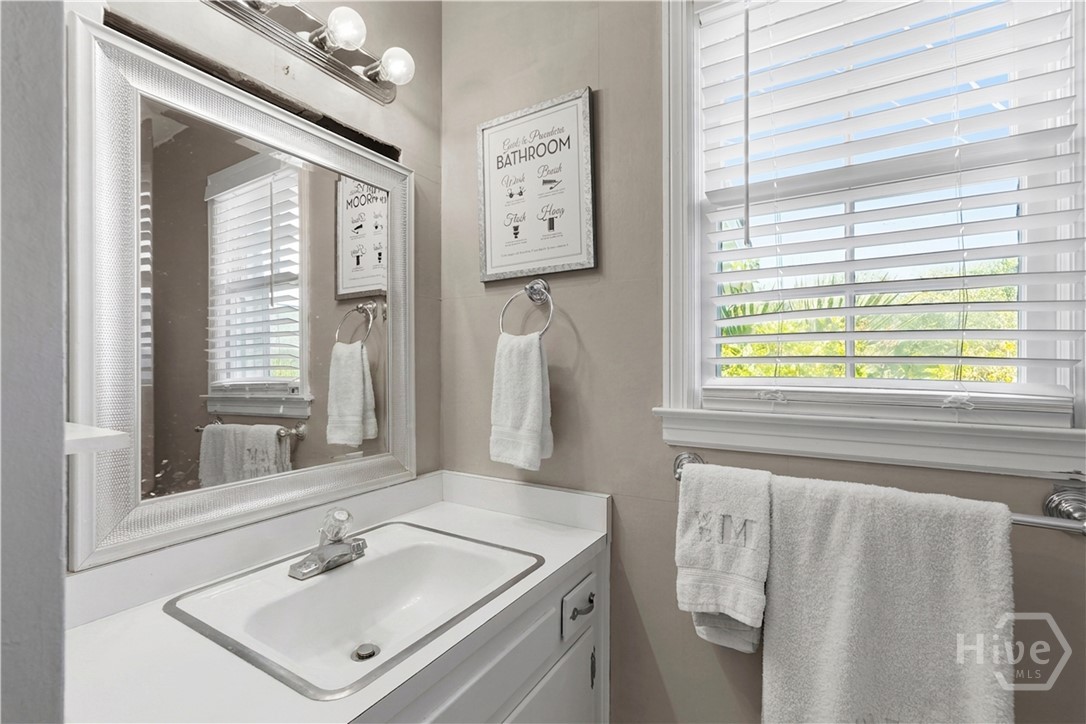 1506 Marlborough Way Property Photo 18