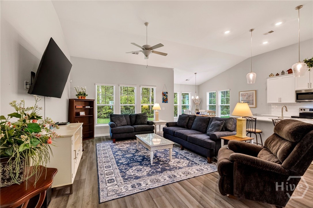 470 Sessile Oak Drive Property Photo 3