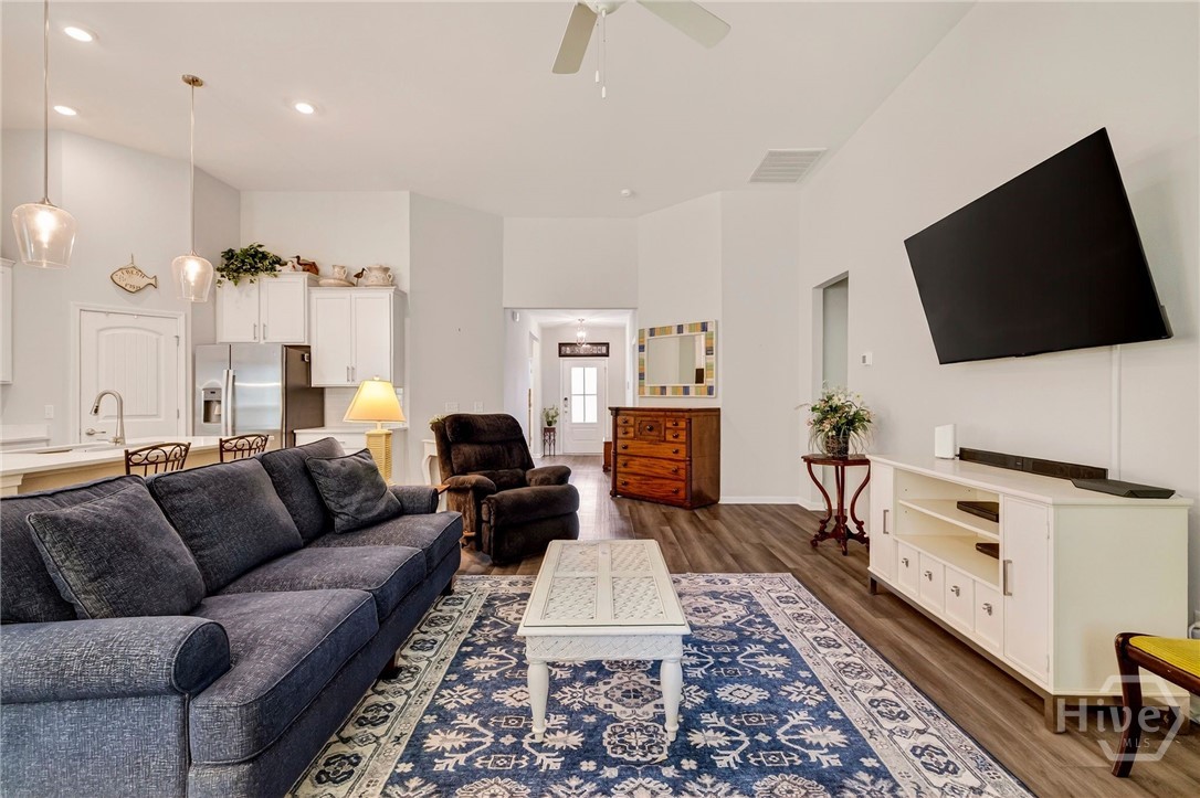 470 Sessile Oak Drive Property Photo 4