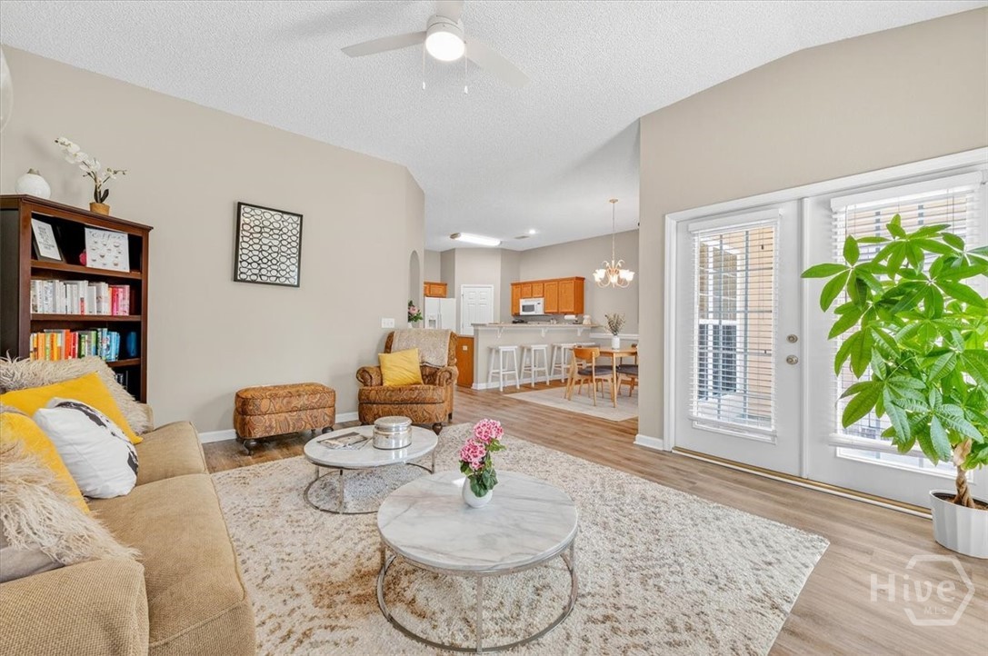 44 Travertine Circle Property Photo 4