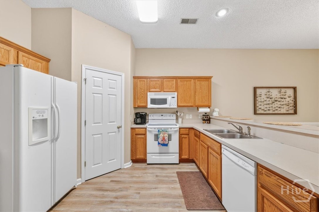 44 Travertine Circle Property Photo 8