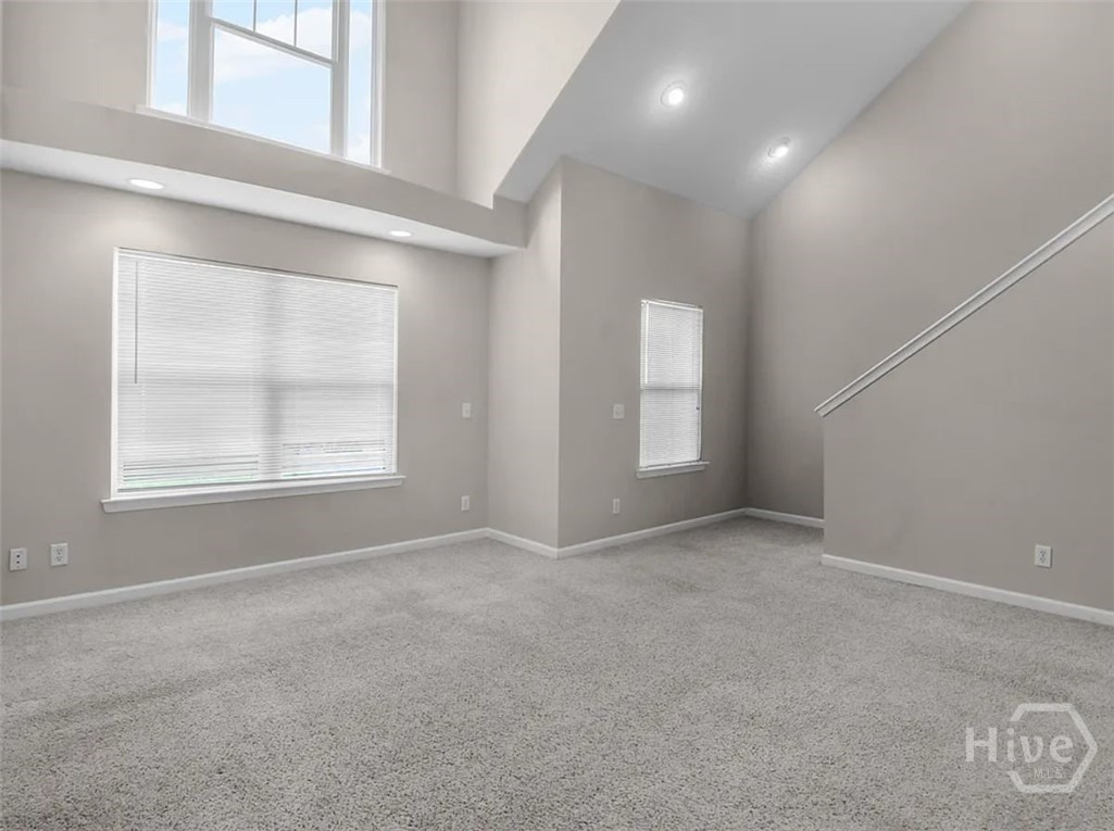 125 Ventura Place Property Photo 25