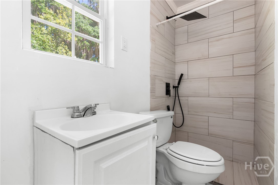 8609 Gohler Avenue Property Photo 8