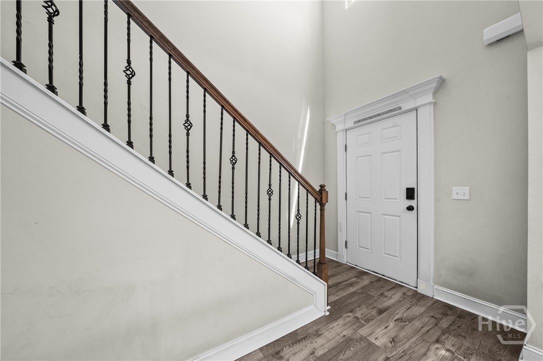 212 Fairview Drive Ne Property Photo 9