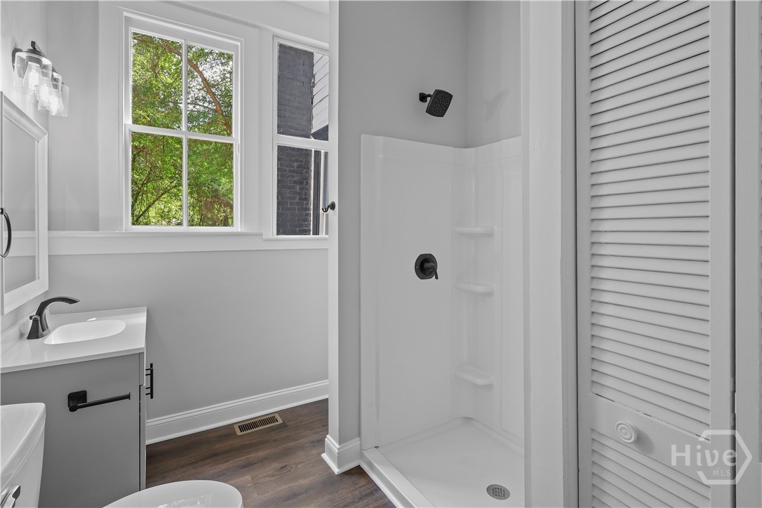 674 Dunlevie Road Property Photo 26