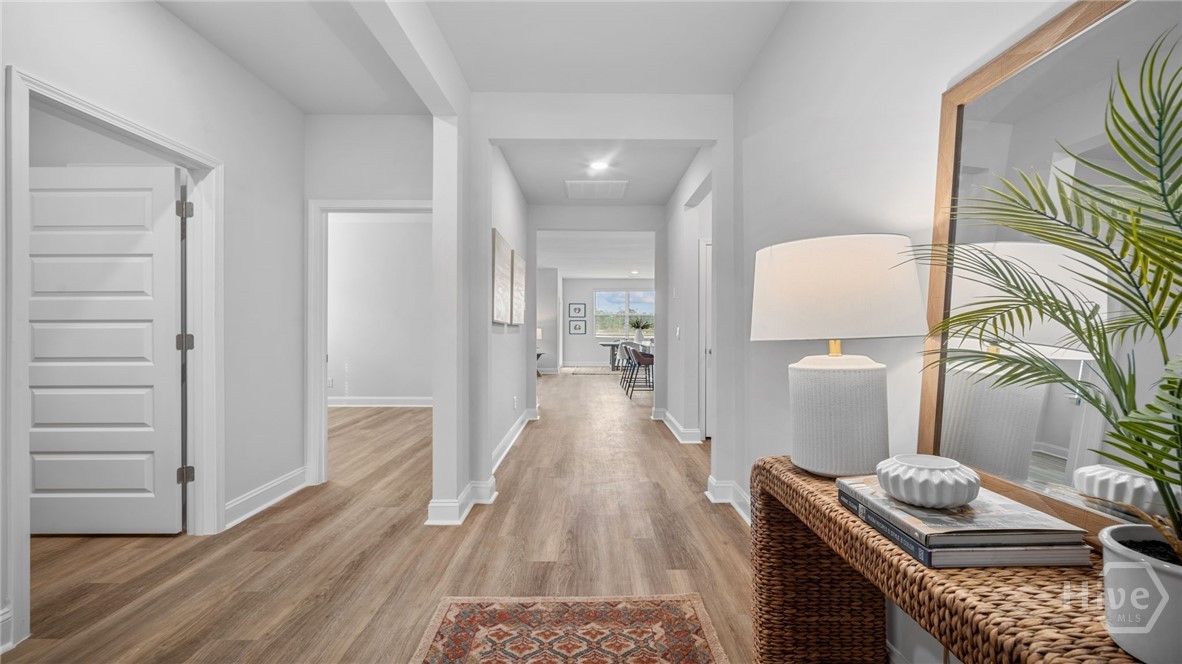 109 Sumter Street Property Photo 4