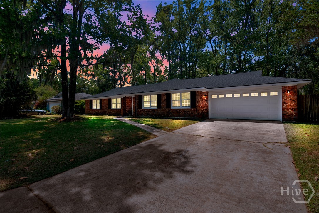 13 Barrington Circle Property Photo 1