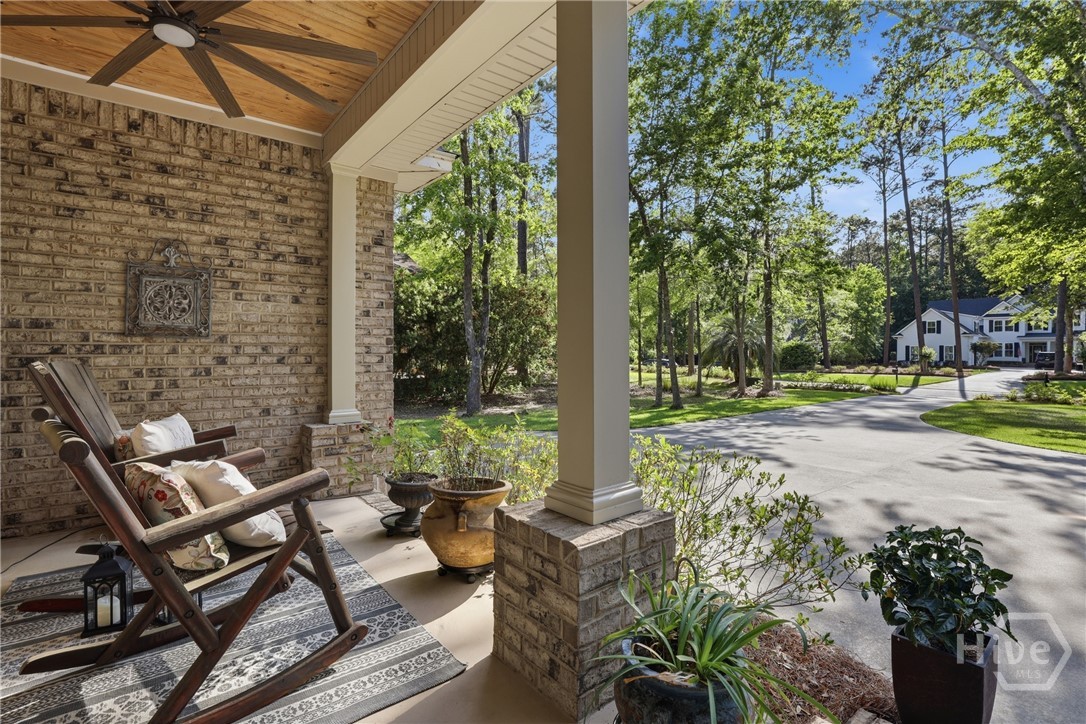 275 Waterways Parkway S Property Photo 4