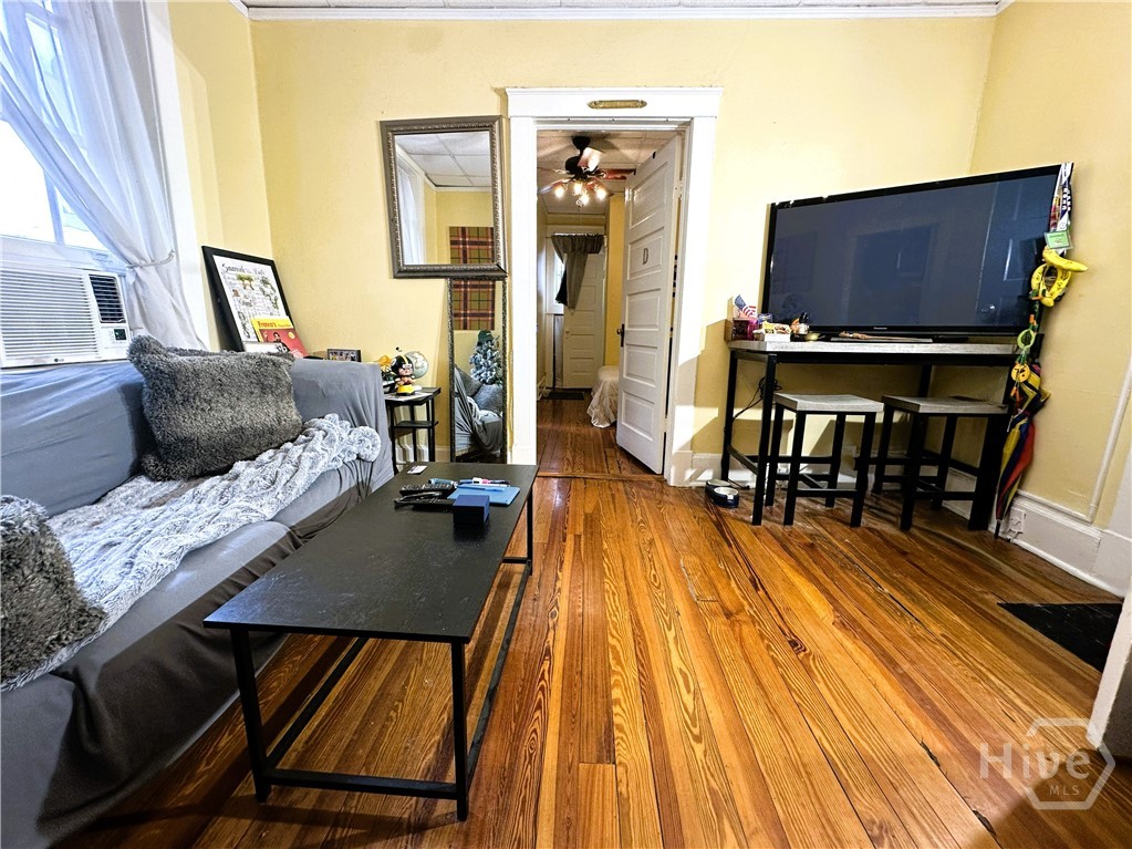 210 E State Street 1 Property Photo 3