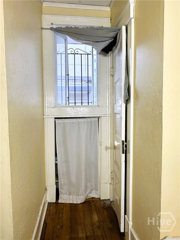 210 E State Street 1 Property Photo 12
