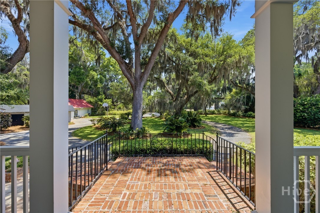 1540 Wilmington Island Road Property Photo 8