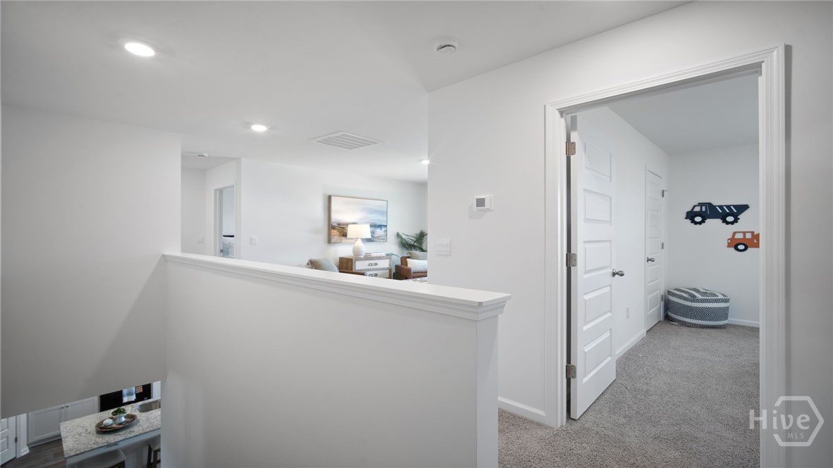 1047 Lakes Boulevard Property Photo 18