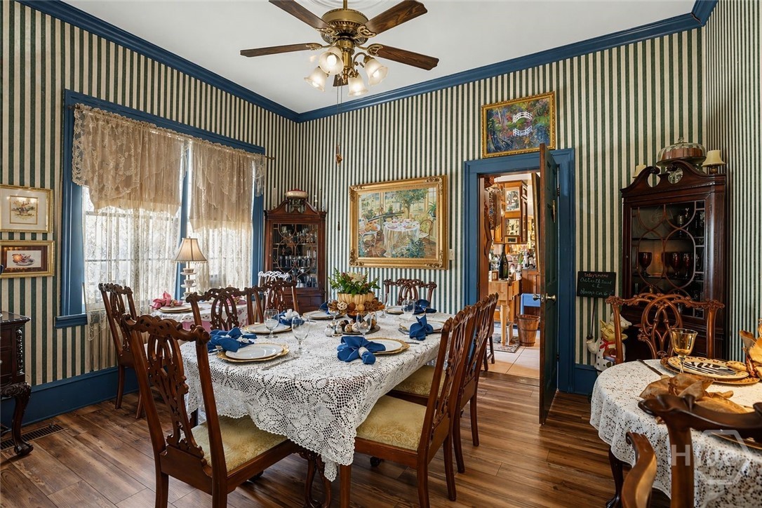 209 Osborne Street Property Photo 11