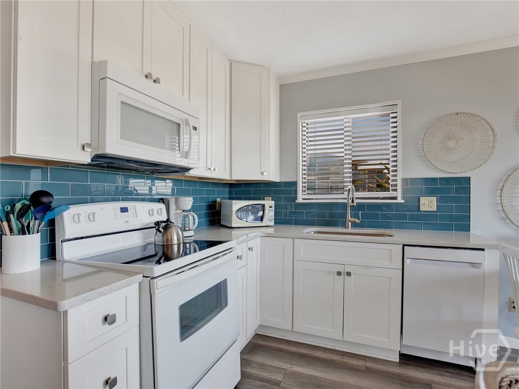 1217 Bay Street 208b Property Photo 10