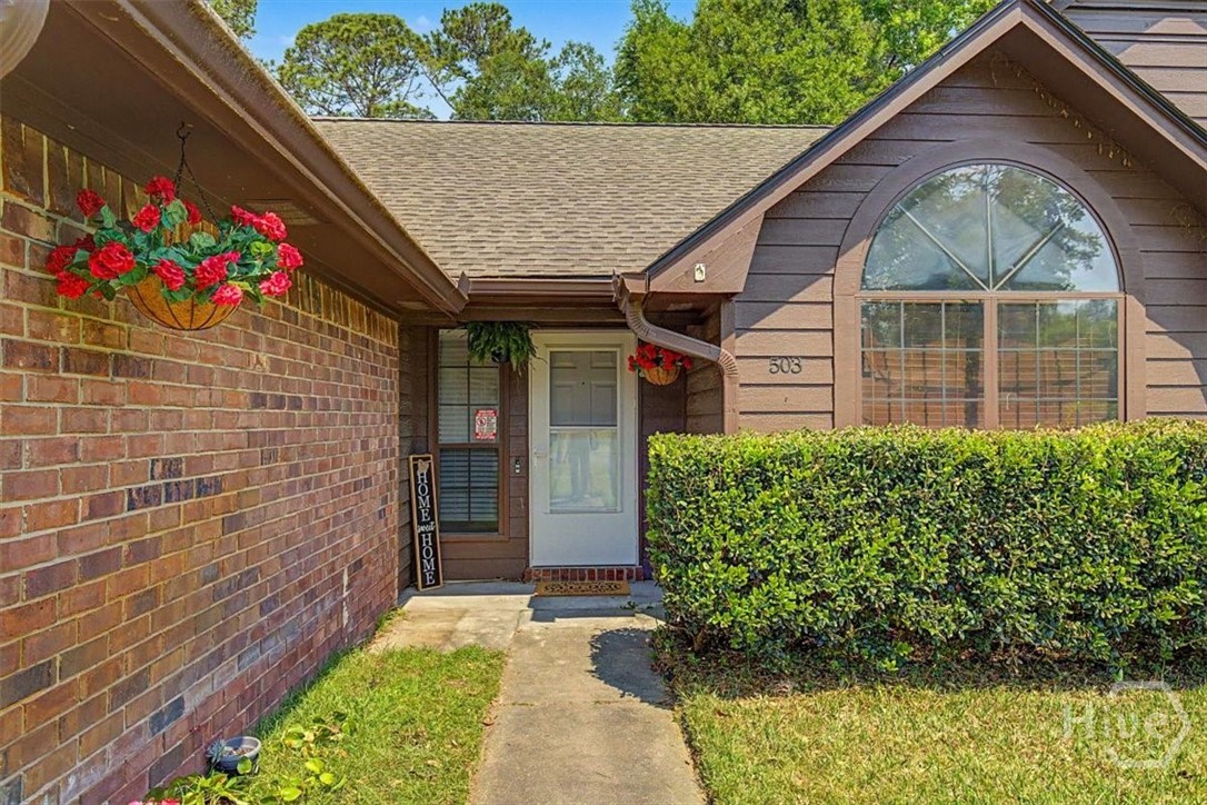 503 Creekview Drive Property Photo 4