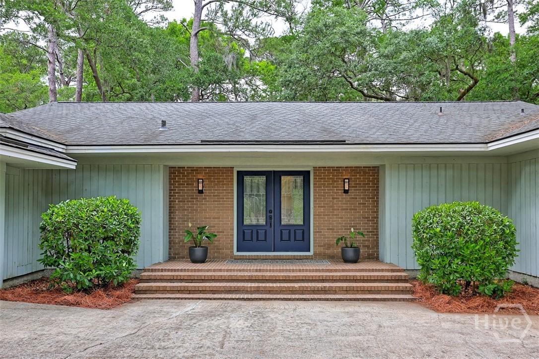 2 Abbott Lane Property Photo 4