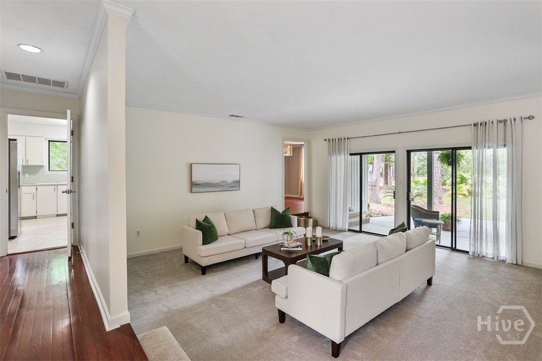 2 Abbott Lane Property Photo 8