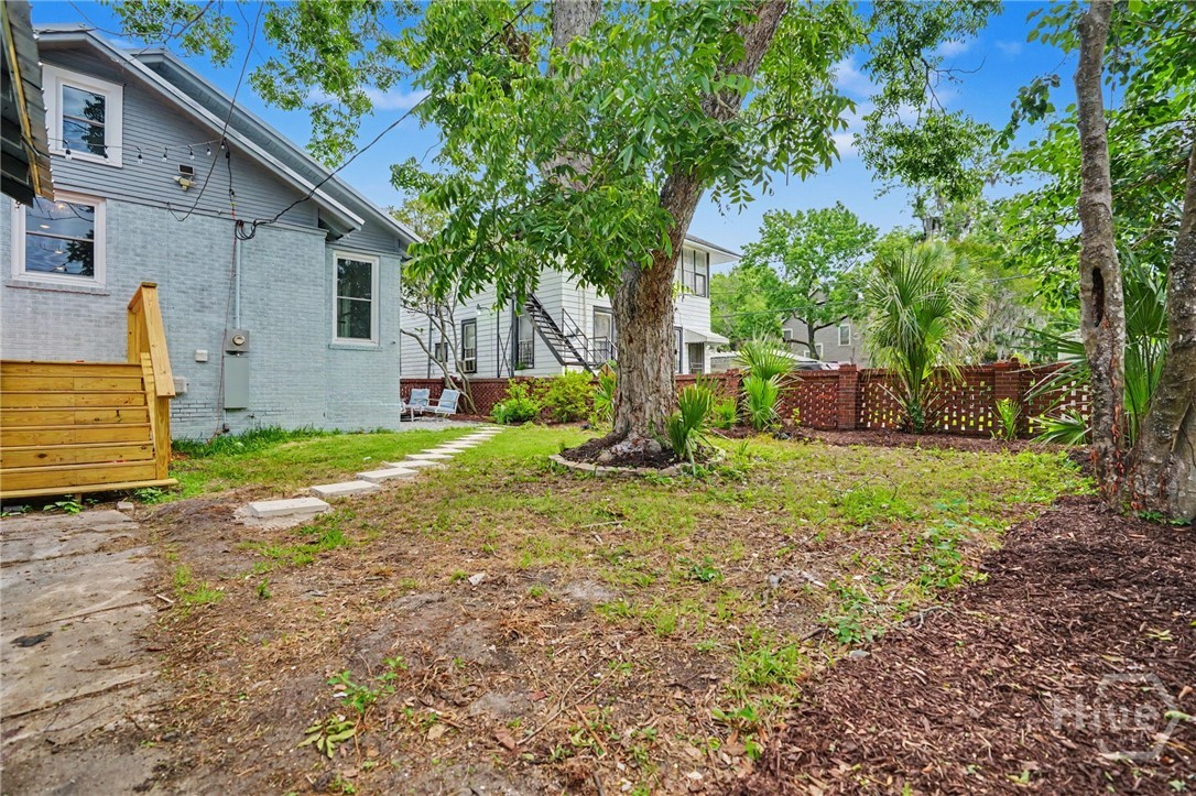 1129 E Duffy Street Property Photo 37