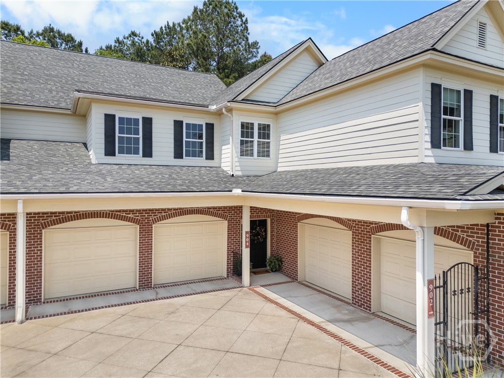 904 Woodside Crossing Property Photo 4