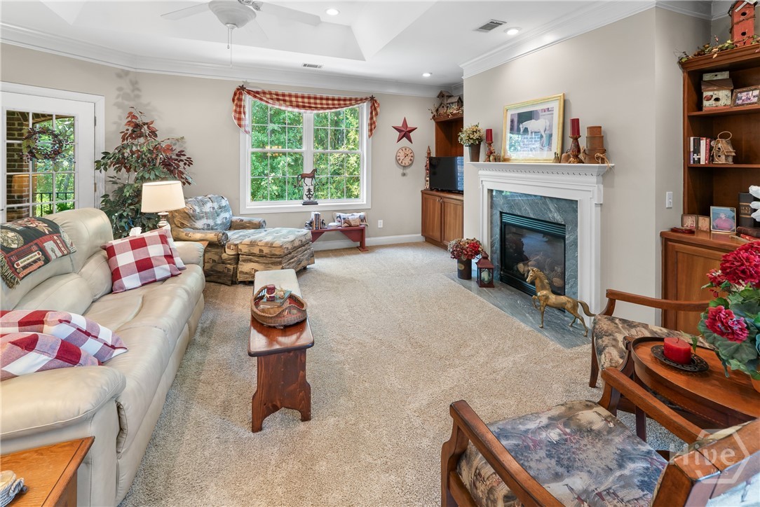 904 Woodside Crossing Property Photo 17