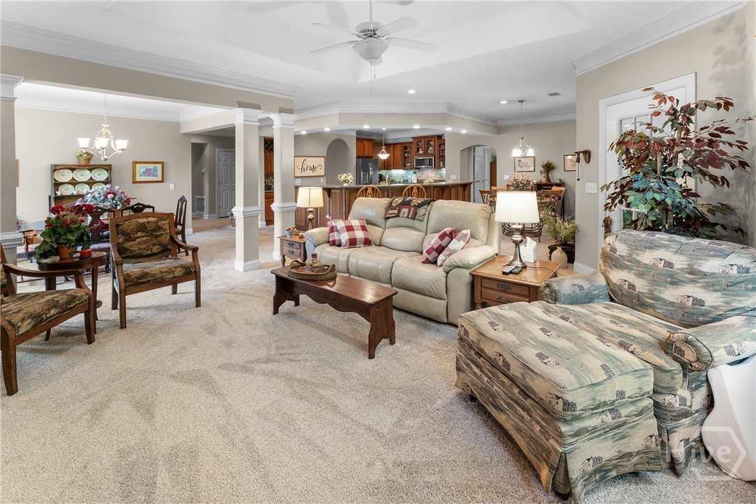 904 Woodside Crossing Property Photo 19