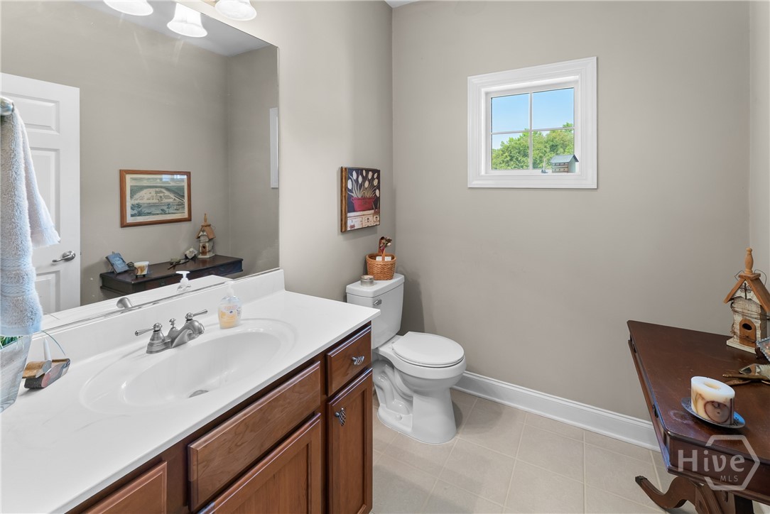 904 Woodside Crossing Property Photo 36