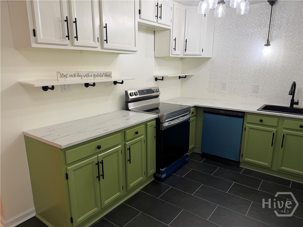 27 Sidney Drive Property Photo 16