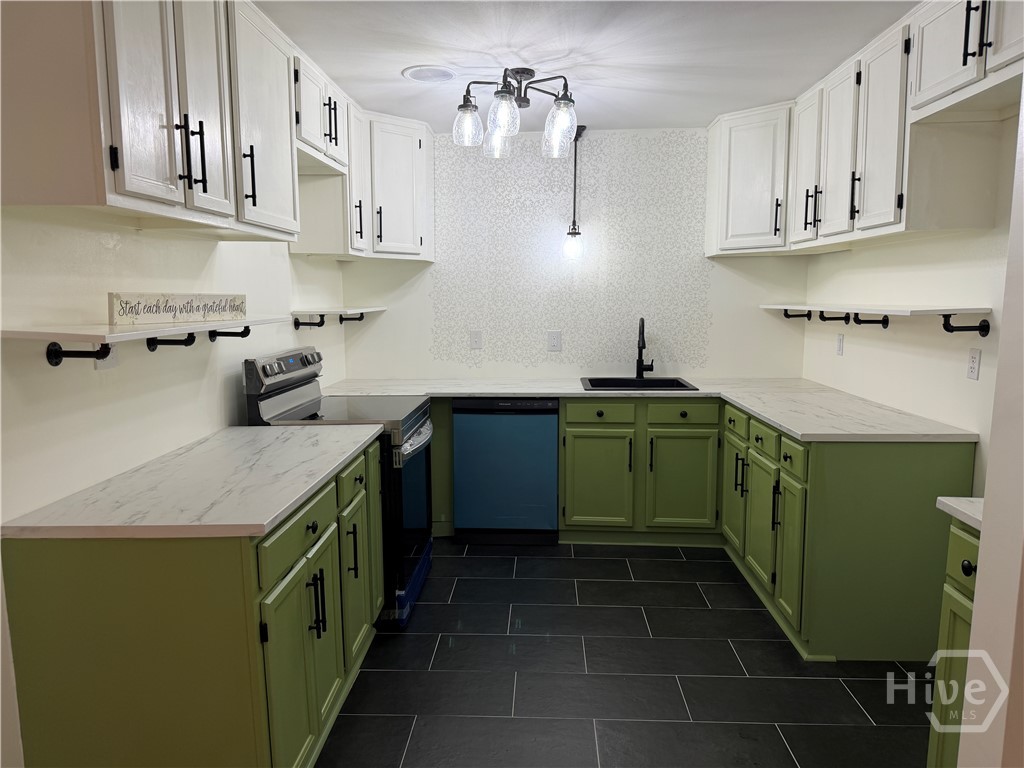 27 Sidney Drive Property Photo 17