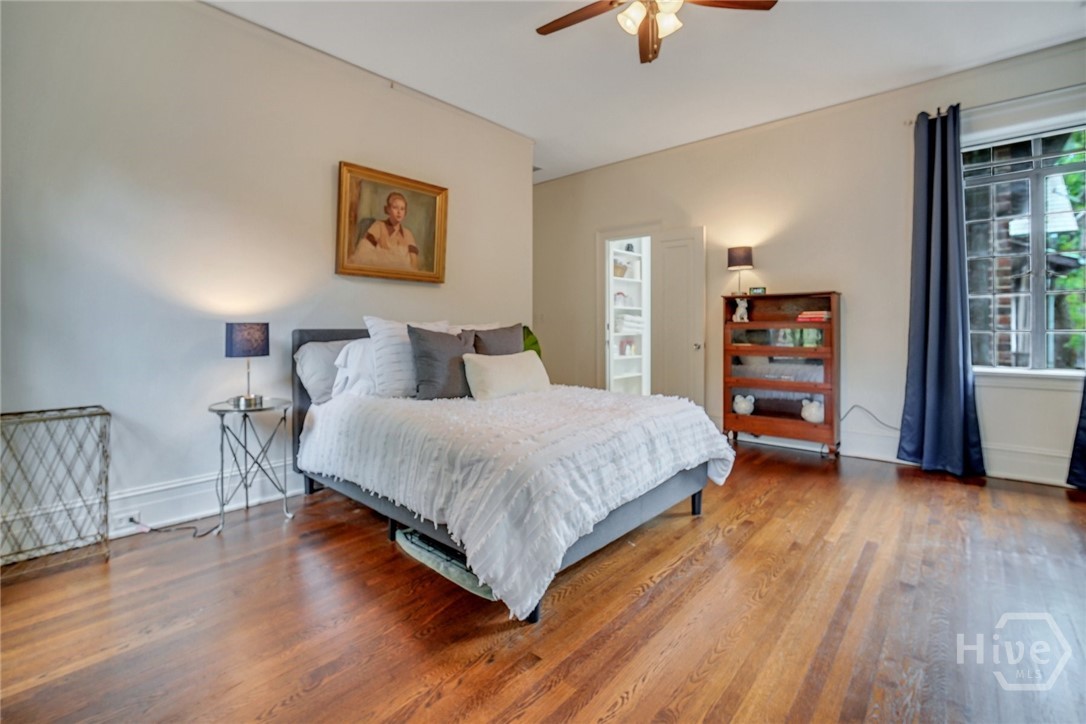 302 E 46th Street Property Photo 52