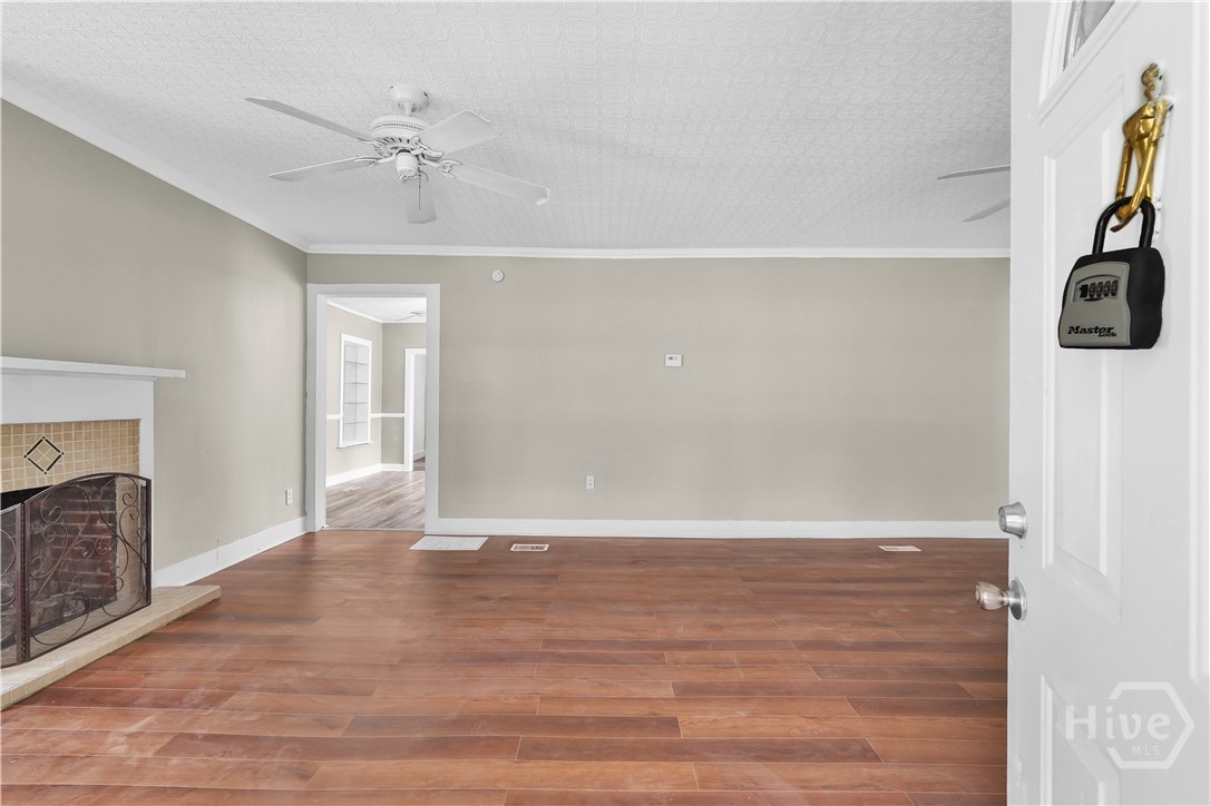 1106 Nw Oak Property Photo 4