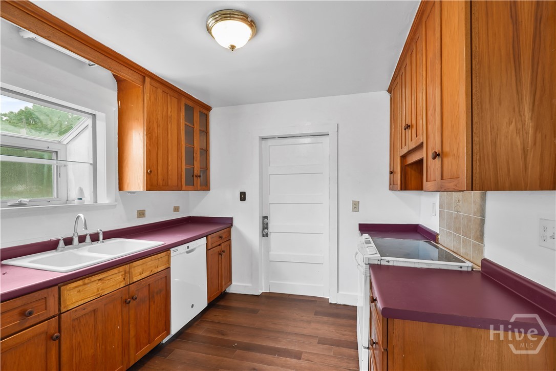 1106 Nw Oak Property Photo 8