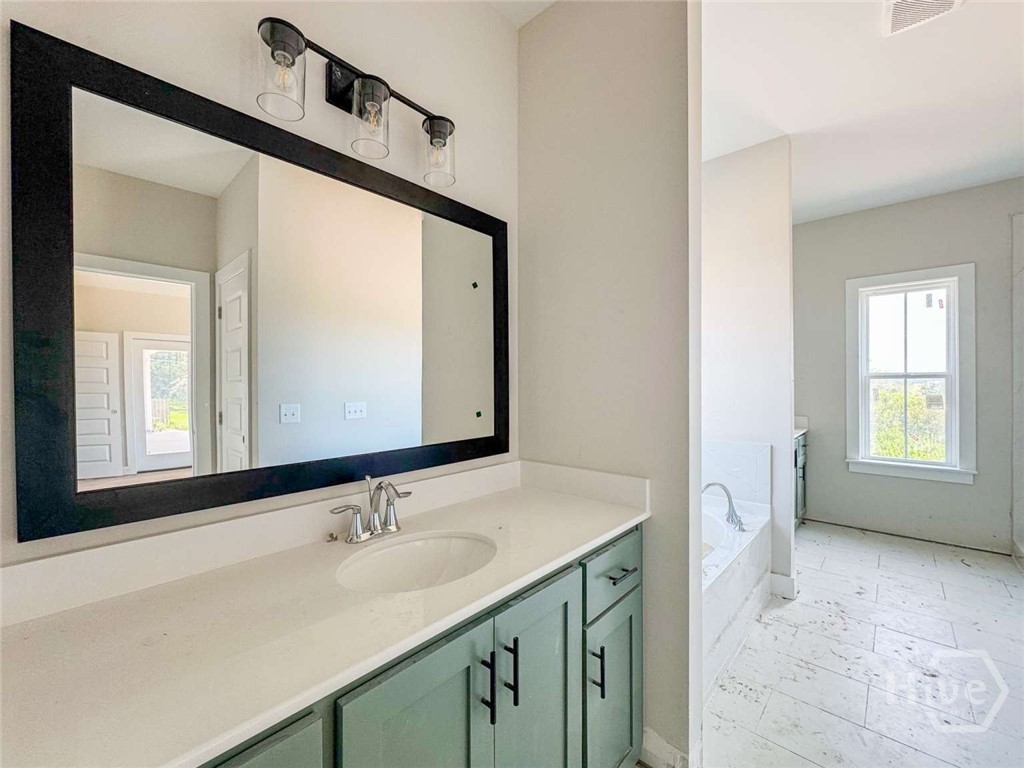 1309 Kyles Loop Ne Property Photo 7